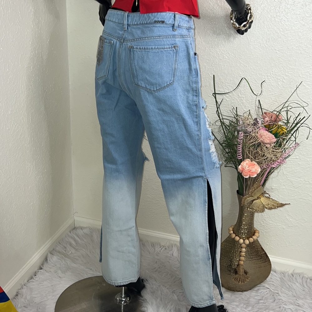 Colombian Jeans - Picture 10 of 17